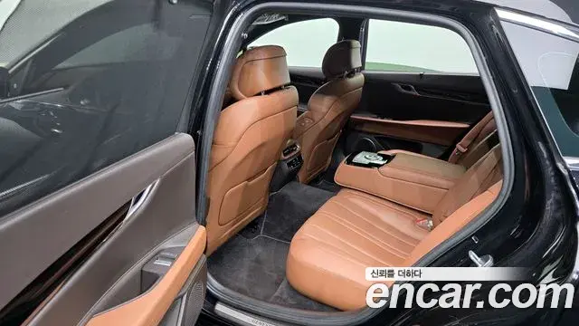 Genesis G80 2022 — ფოტო 17/20