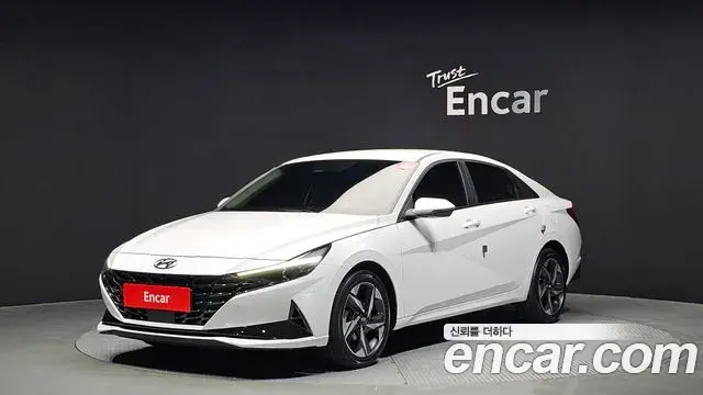 Hyundai The New Avante Hybrid 2023 — Photo 4/20