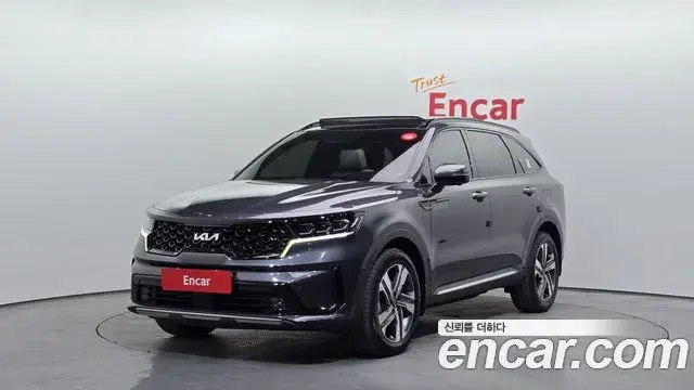 Kia Sorento 2022 — Фото 1/20