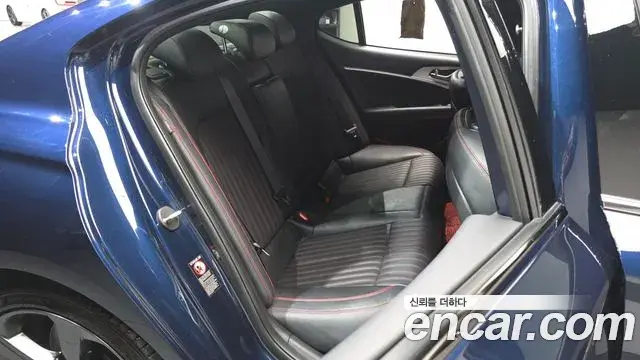 Genesis G70 2019 — Şəkil 18/20