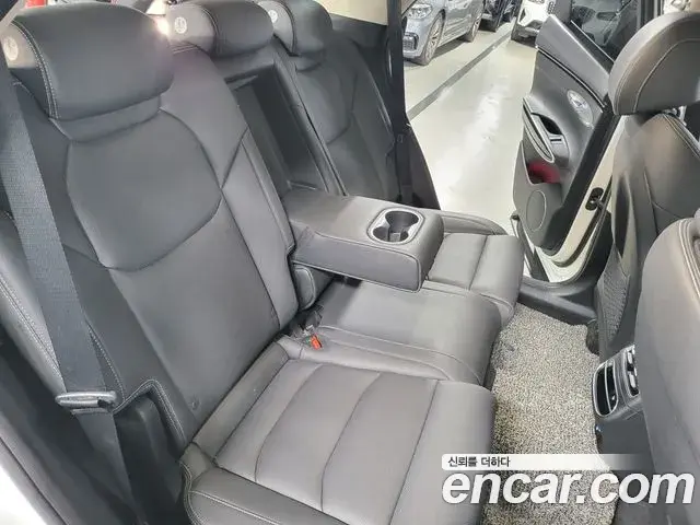 Genesis GV70 2022 — Şəkil 12/20