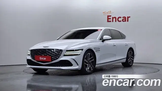 Genesis Electrified G80 2024 — Фото 1/20