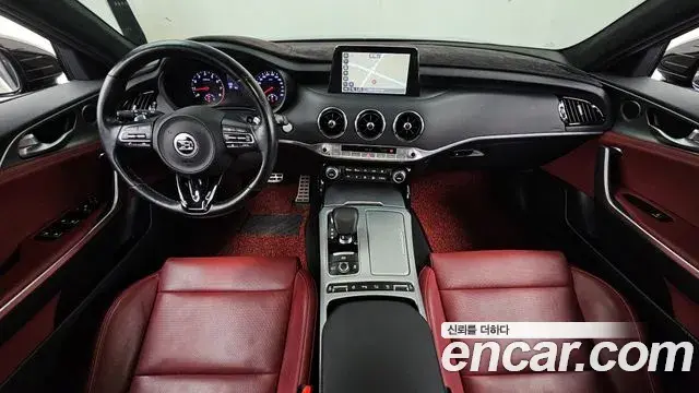 Kia Stinger 2019 — Фото 10/20