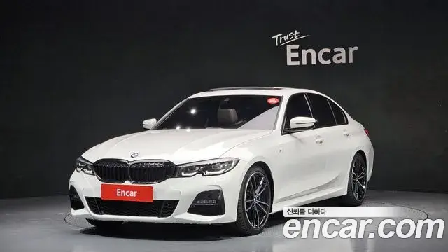 BMW 3 Series 2022 — ფოტო 17/30