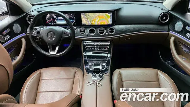 Mercedes-Benz E-Class 2018 — Фото 7/20