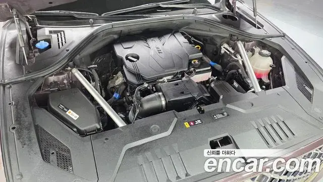 Genesis GV70 2021 — ფოტო 1/20