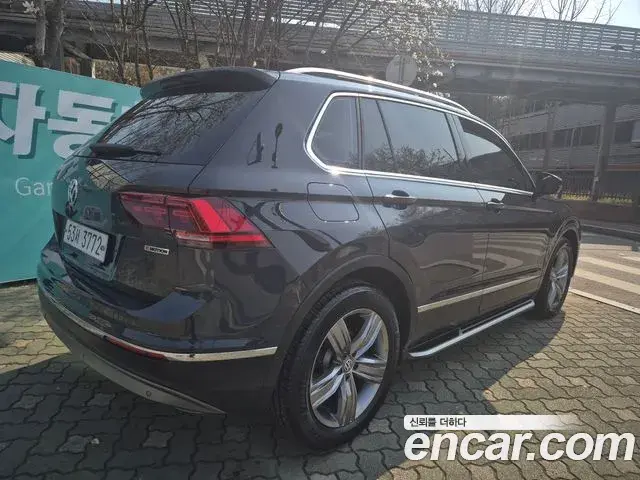 Volkswagen Tiguan 2018 — Şəkil 3/19