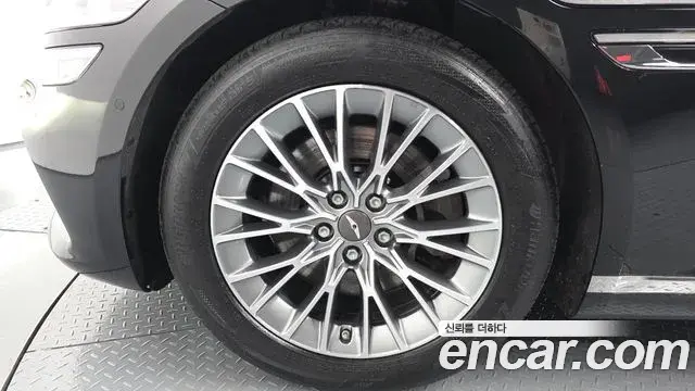 Genesis G80 2022 — Şəkil 9/20