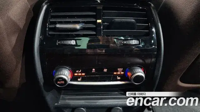 BMW 5 Series 2019 — Şəkil 17/20