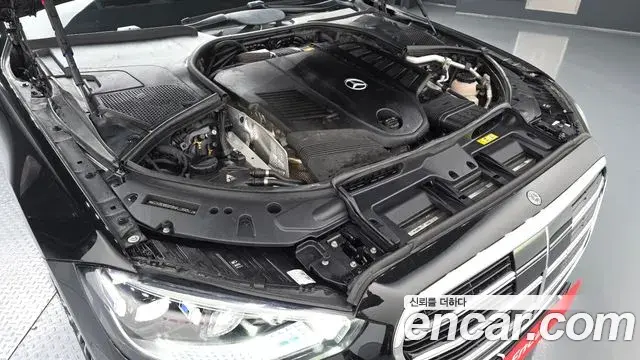 Mercedes-Benz S-Class 2022 — ფოტო 2/20