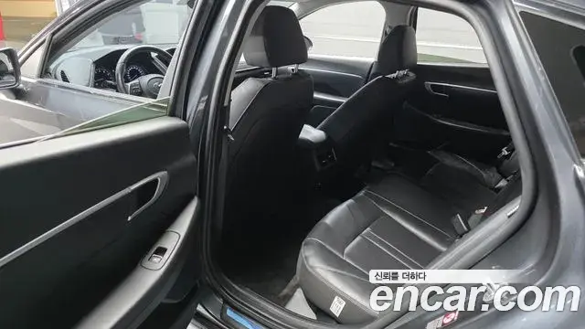 Hyundai Sonata 2019 — Фото 11/20