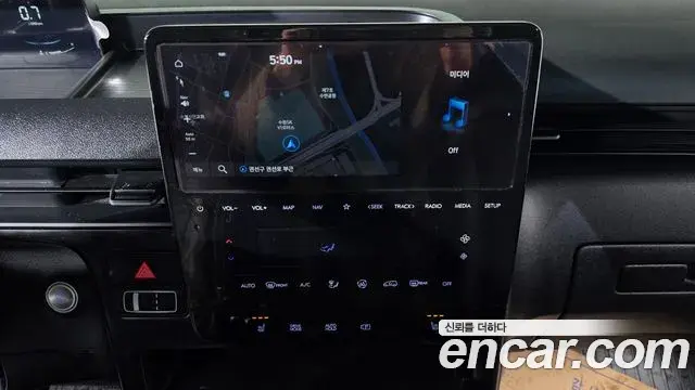 Hyundai Staria 2023 — Şəkil 14/20