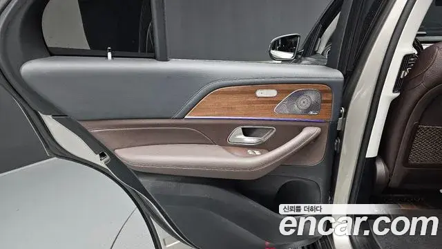 Mercedes-Benz GLE-Class 2021 — Şəkil 10/36