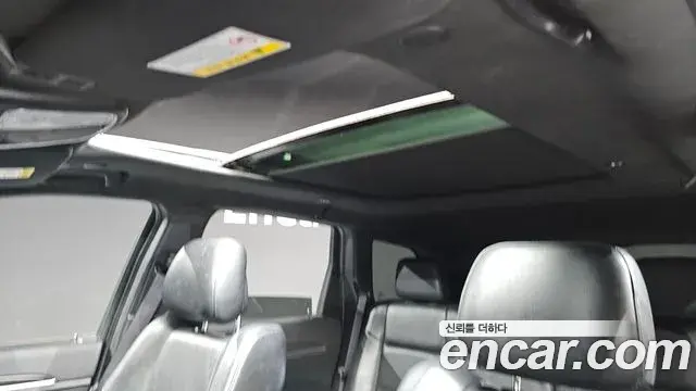 Jeep Grand Cherokee 2018 — Şəkil 8/20