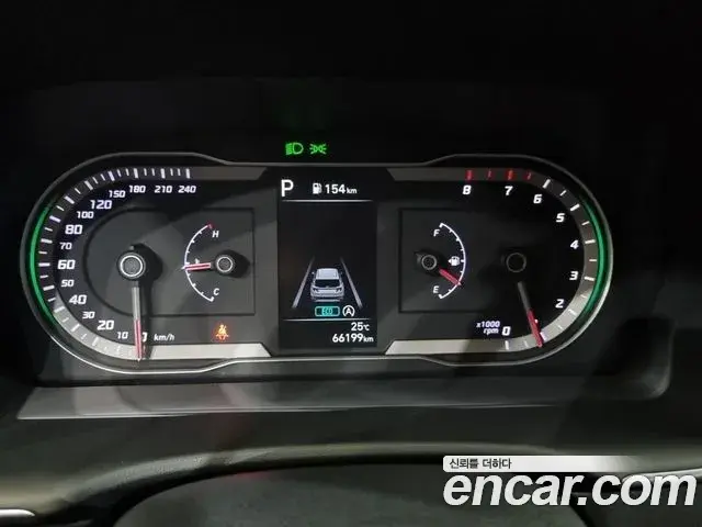 Hyundai Tucson Hybrid 2021 — ფოტო 19/20