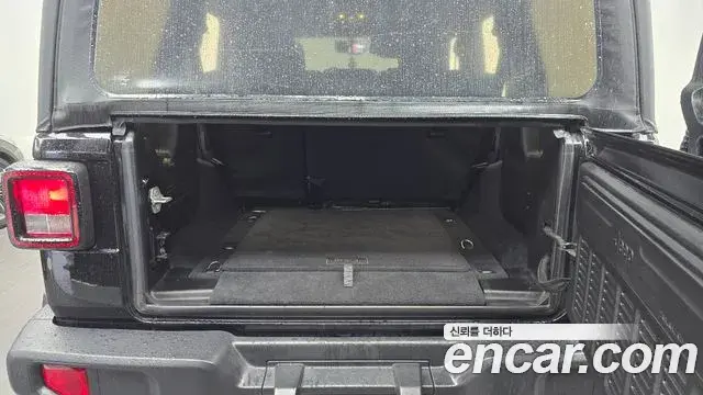 Jeep Wrangler 2019 — Şəkil 20/20