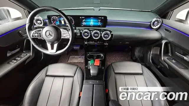 Mercedes-Benz A-Class 2021 — Photo 4/20
