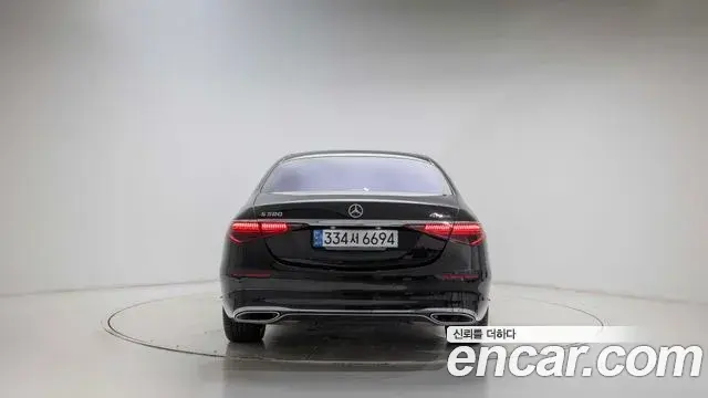 Mercedes-Benz S-Class 2021 — ფოტო 13/19