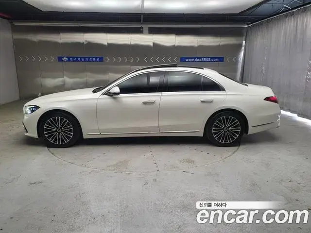 Mercedes-Benz S-Class 2021 — Photo 15/19