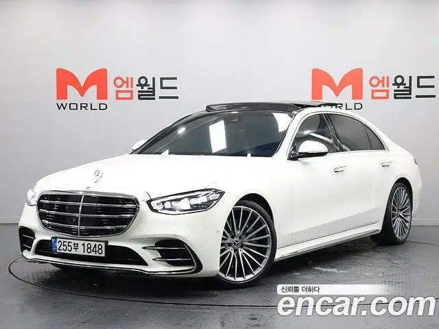 Mercedes-Benz S-Class 2023 — Photo 5/20