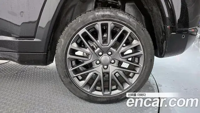 Jeep Compass 2022 — Şəkil 16/30