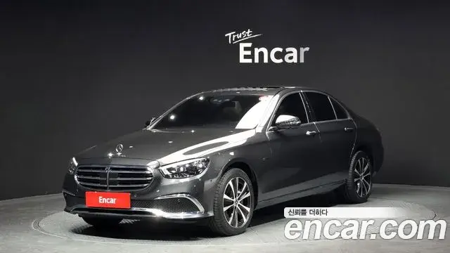 Mercedes-Benz E-Class 2021 — Фото 20/20