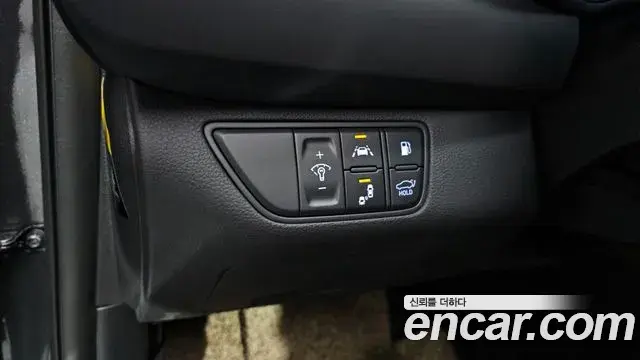 Genesis G70 2019 — ფოტო 19/34