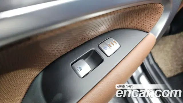 Genesis G70 2019 — ფოტო 5/34