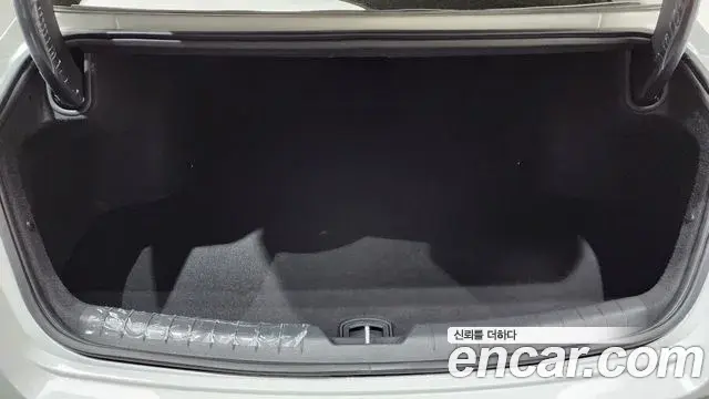 Kia K8 2025 — Photo 11/42
