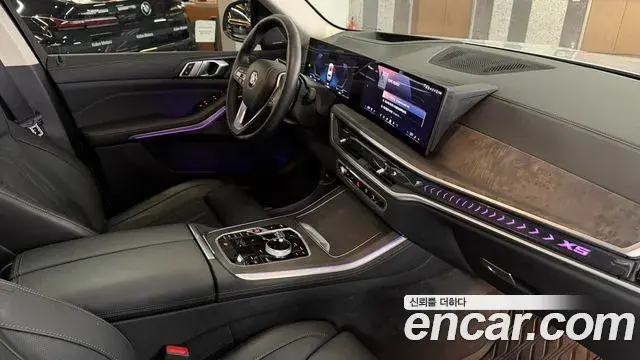 BMW X5 2024 — ფოტო 8/20