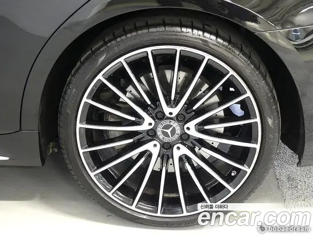 Mercedes-Benz S-Class 2021 — Photo 8/20