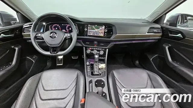 Volkswagen Jetta 2021 — Photo 17/34