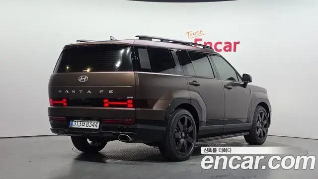 Hyundai Santa Fe 2025 — Фото 2/20