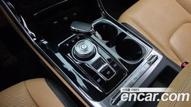 Kia Carnival 2020 — Фото 9/20
