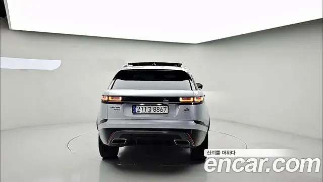 Land Rover Range Rover Velar 2019 — Photo 15/20