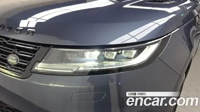 Land Rover Range Rover Sport 2025 — Photo 10/35