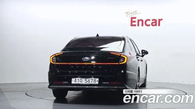 Hyundai Sonata 2019 — Фото 4/20