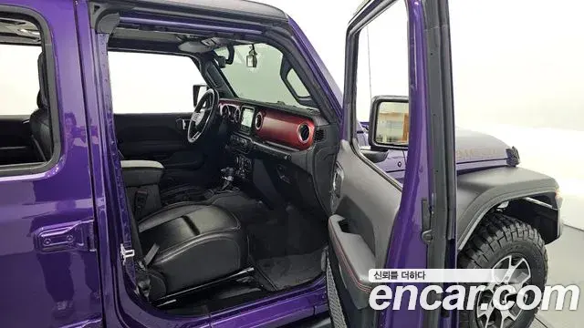 Jeep Wrangler 2023 — Фото 20/20