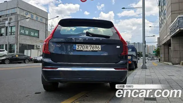 Volvo XC90 2024 — Photo 12/18