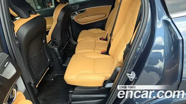 Volvo XC90 2024 — Photo 17/18