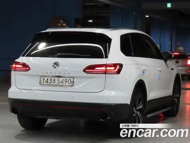 Volkswagen Touareg 2020 — Photo 13/20