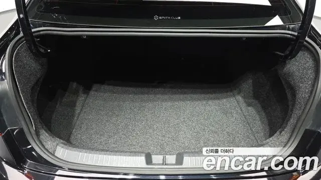 Volkswagen Jetta 2021 — Şəkil 29/32