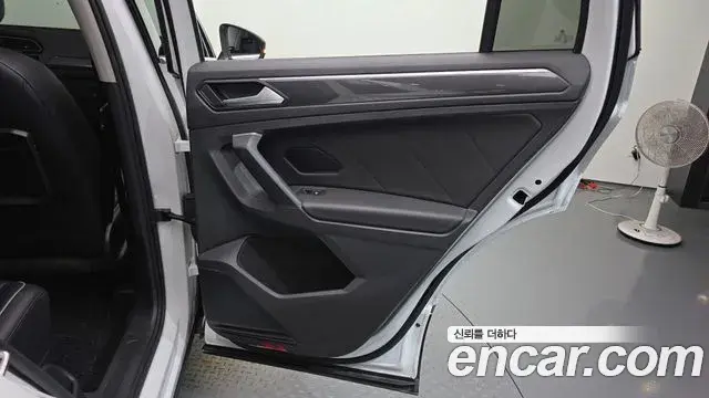 Volkswagen Tiguan 2020 — Şəkil 6/34