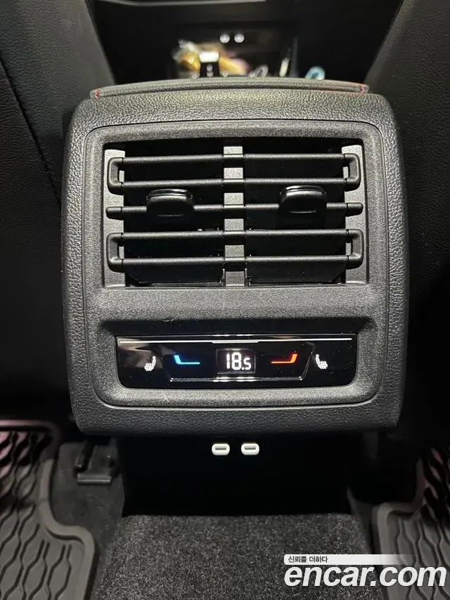 Volkswagen Golf 2022 — Şəkil 8/18