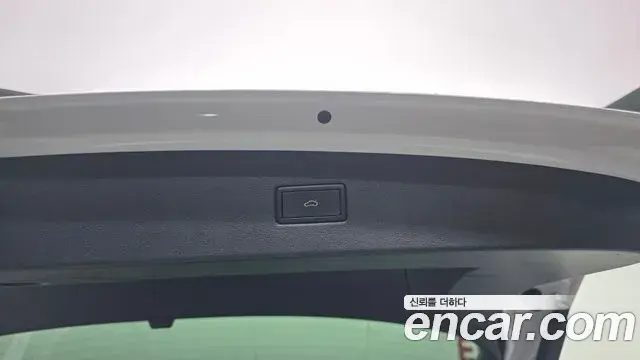 Volkswagen Tiguan 2022 — Photo 21/33
