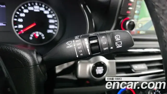 Kia Seltos 2020 — Şəkil 15/30