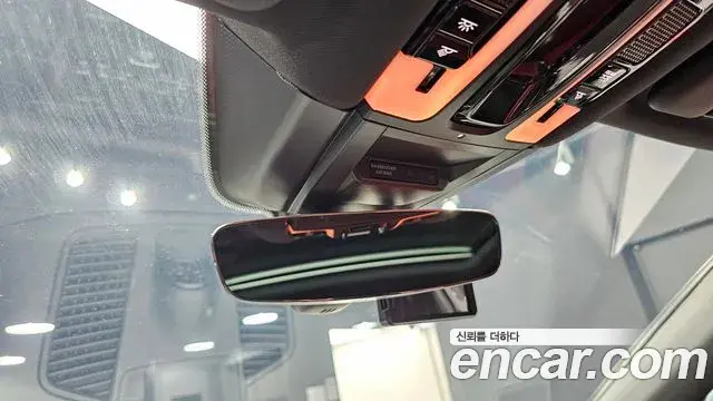 Porsche Cayenne 2020 — Фото 17/20