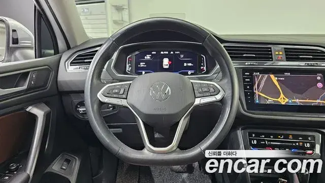 Volkswagen Tiguan Allspace 2022 — ფოტო 23/30