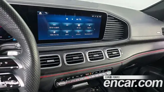 Mercedes-Benz GLE-Class 2023 — ფოტო 6/35