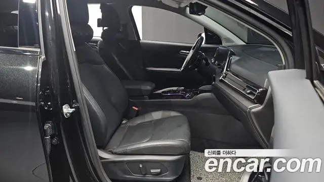 Kia Sportage 2023 — Фото 10/20